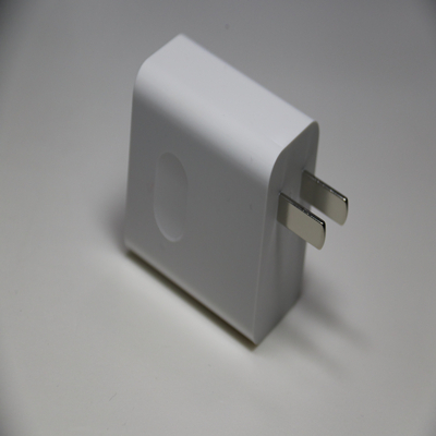 中規(guī)適配器電源注塑外殼 中規(guī)適配器電源注塑外殼